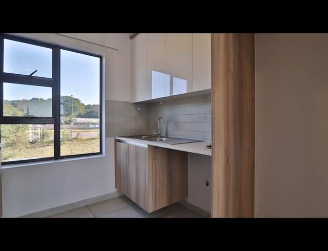 2 BEDROOM APARTMENT FOR SALE IN SILVER LAKES